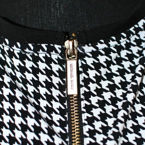 Michael Kors Houndstooth Cut Out Shoulder Dress Size Small - Picture 9 of 10